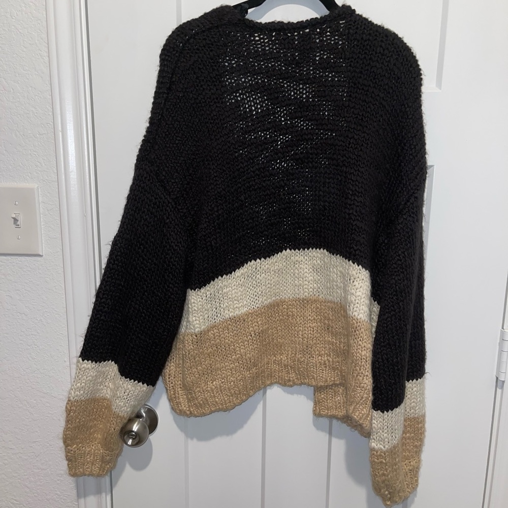 Cardigan - Picture 2 of 2